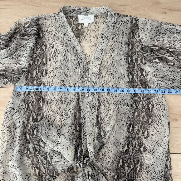 Mare Mare x Anthropologie Puff Sleeve Grey & White Python Print Sheer Blouse (L) - Picture 12 of 16